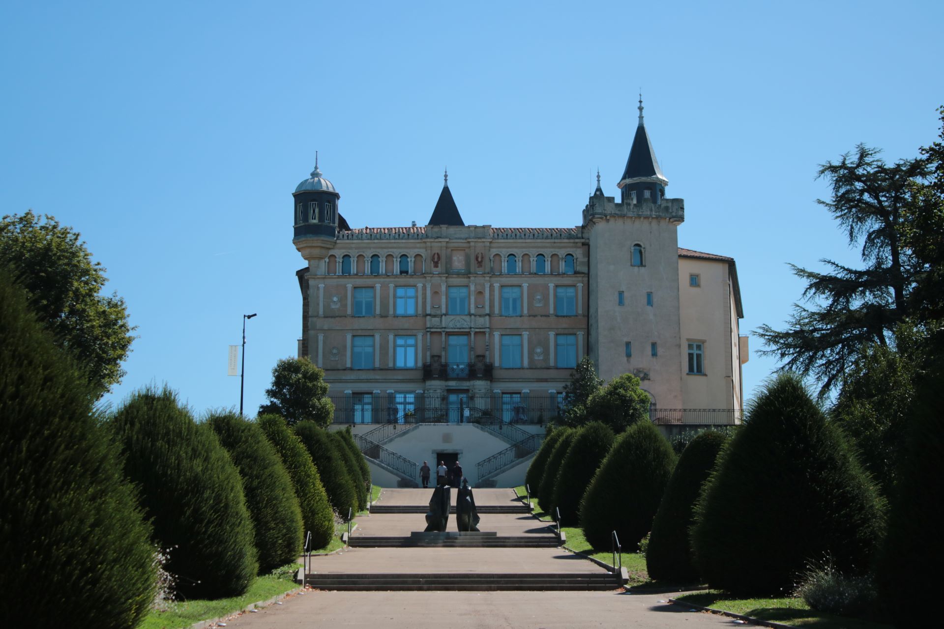 Le château de Saint-Priest ©Claire Morel