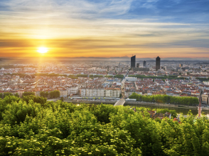 Panorama on Lyon © Frédéric Prochasson / Shutterstock 280295297