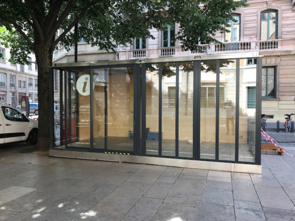 Le 'Cube' de Saint-Jean en cours de montage © Pascal Massé