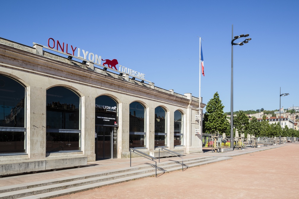 Pavillon ONLYLYON Tourisme - www.b-rob.com