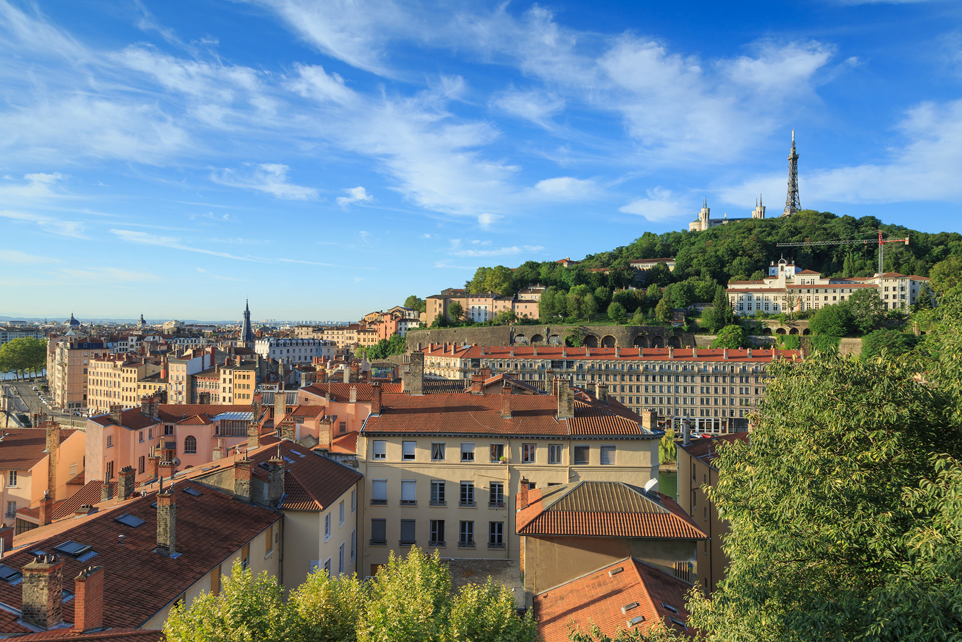 Panorama lyonnais depuis le jardin des Chartreux ©Sander van der Werf / Shutterstock 692137444
