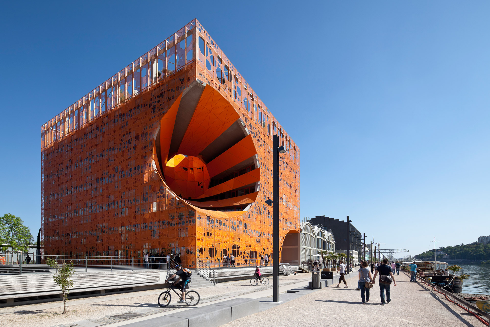 La Confluence © www.b-rob.com © Jacob & MacFarlane Architectes