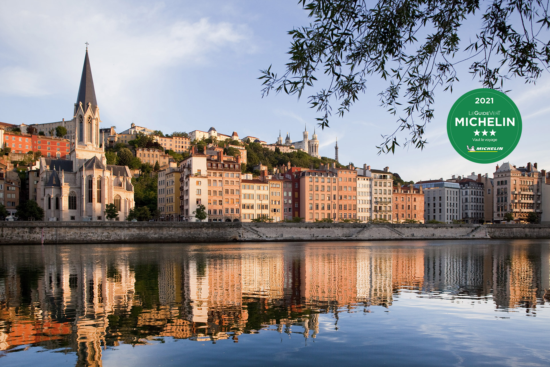 2021 le guide vert Michelin *** Photo : Les quais de Saône © Tristan Deschamps