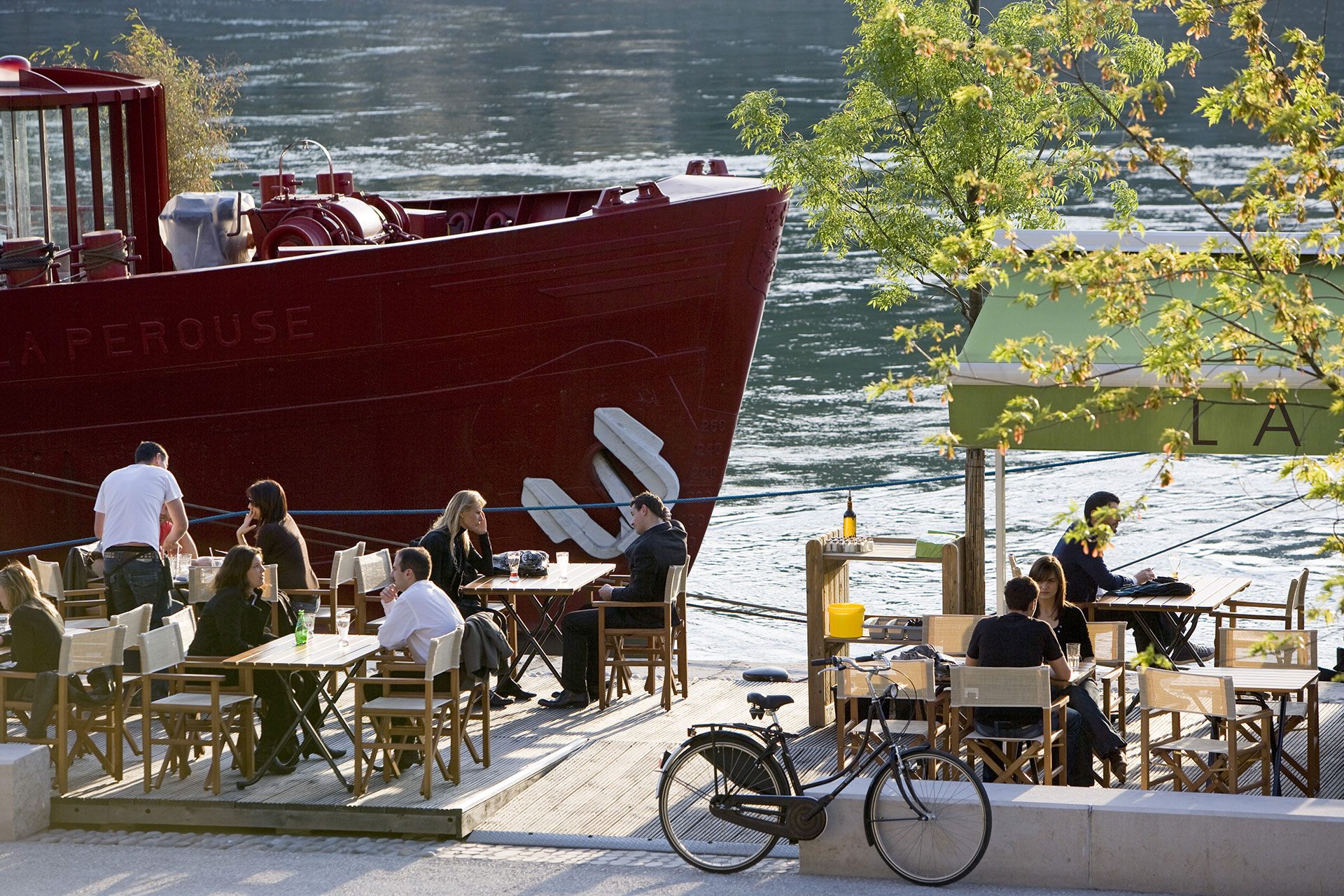 En terrasse sur les Berges du Rhône © Tristan Deschamps