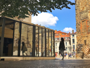 Le Cube ONLYLYON Tourisme et Congrès à Saint-Jean © S. Delyons